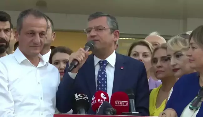 Özgür Özel: Türkiye'de kazandığımız büyükşehirleri artırmak zorundayız