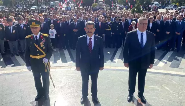 Çanakkale'de Cumhuriyet Bayramı çelenk sunma töreni düzenlendi