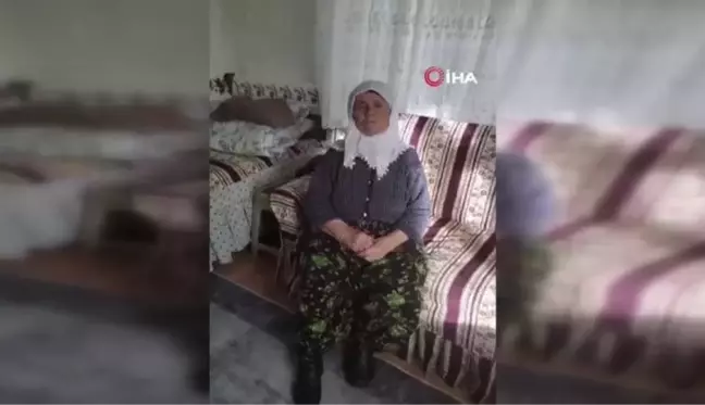 85 yaşındaki Nazmiye Teyze kendi yazdığı şiirle Cumhuriyet'in 100. yılını kutladı