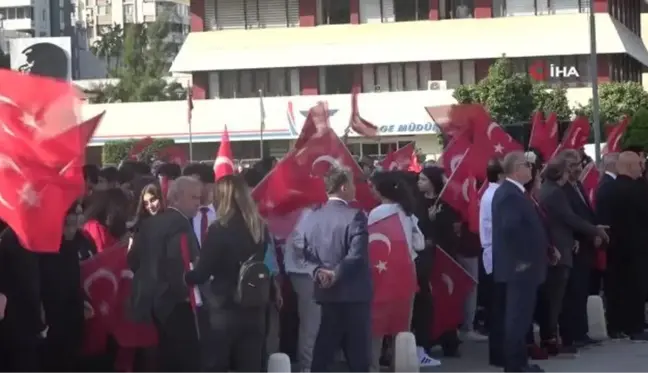 Adana'da Türkiye Cumhuriyeti'nin 100. yıl coşkusu