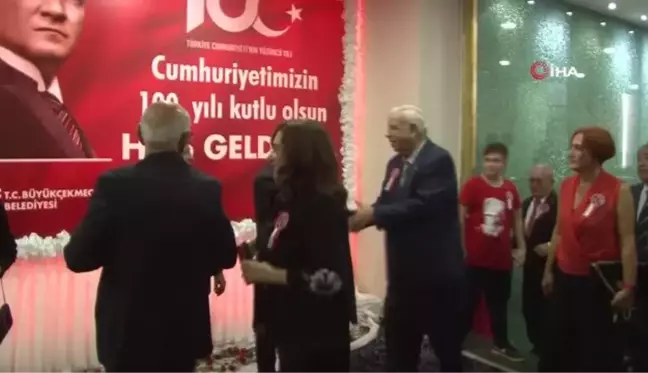 Büyükçekmece'de Cumhuriyet Balosu düzenlendi