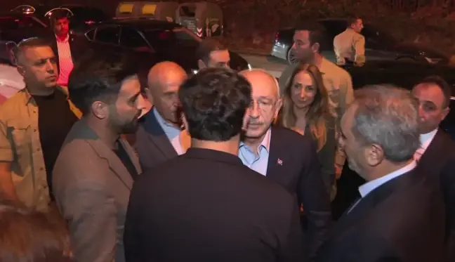 Kılıçdaroğlu, CHP'li eski milletvekili Nihat Yeşil'e taziye ziyaretinde bulundu