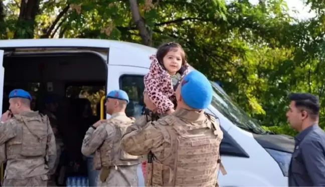 Bingöl'deki Jandarma Komandoları Şırnak'a Uğurlandı