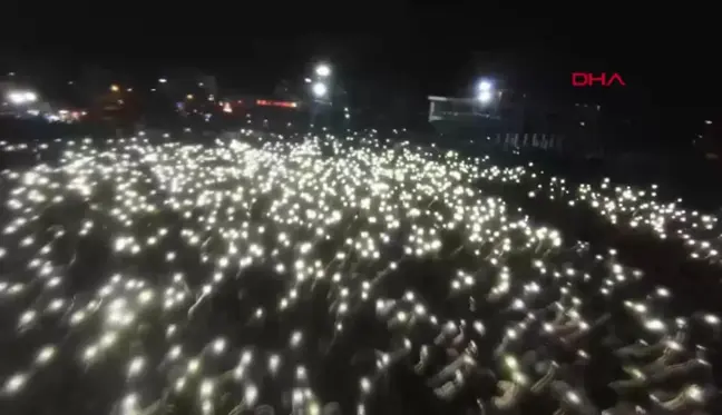 Atakum Belediyesi, Pinhani ile Cumhuriyet Konseri düzenledi