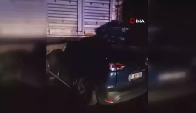 Gaziantep'te otomobil tıra arkadan çarptı: 1 ölü, 3 yaralı