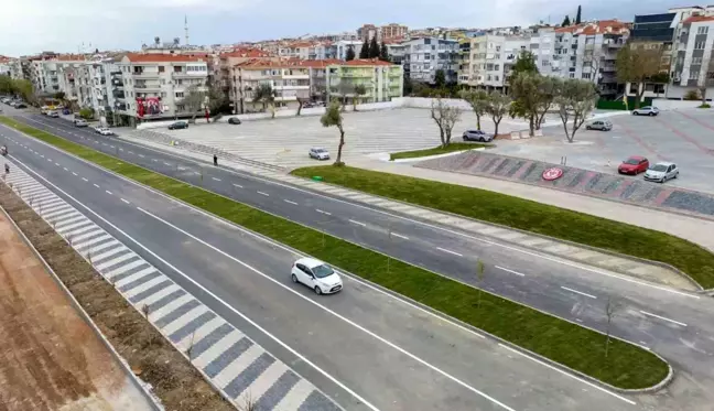 Buca Belediyesi Yol ve Kaldırım Çalışmalarını Sürdürüyor