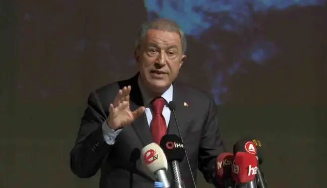 Hulusi Akar: Filistin'de yaşananlar soykırımdır