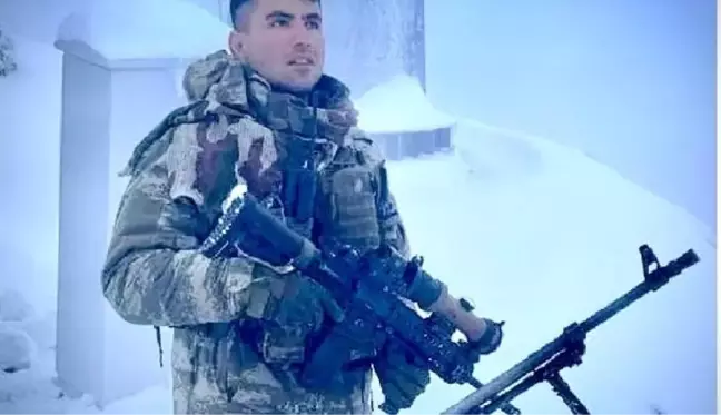 Pençe-Kilit Operasyonunda Şehit Olan Piyade Sözleşmeli Er Fevzi Kızıltaş Son Yolculuğuna Uğurlandı
