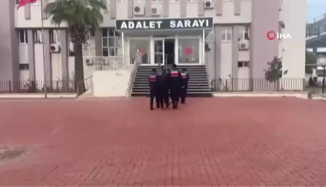 Ayvalık'ta 21 düzensiz göçmen yakalandı
