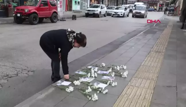 Burdur'da Kamyon Kazasında Hayatını Kaybeden Öğrenci Anısına Çiçek ve Fotoğraf Konuldu