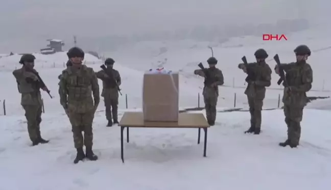 Hakkari'deki Mehmetçik, Şehit Onur Doğan İlkokulu öğrencilerine cevap mektupları gönderdi