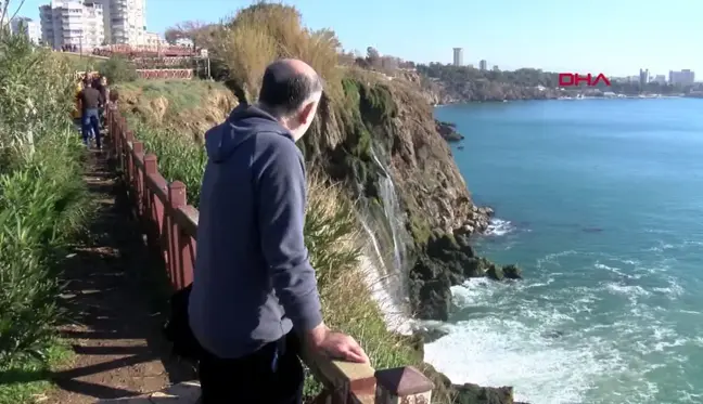 Antalya'da kaybolan üniversite öğrencisi için arama çalışmaları sürüyor