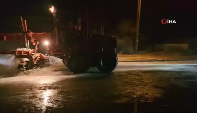 Kastamonu'da deniz taştı, sokaklar su altında kaldı