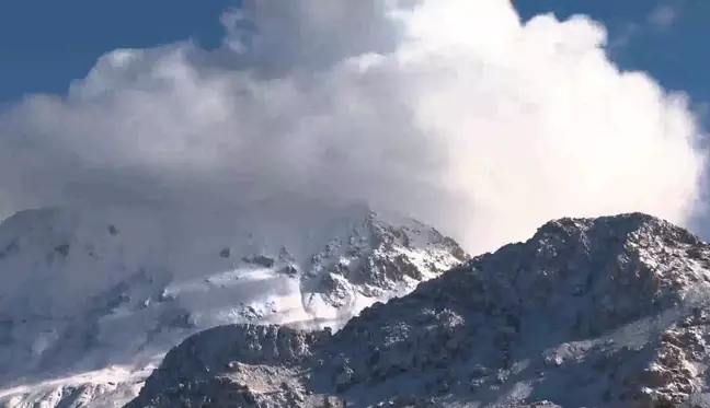 Konyaaltı Belediyesi, Saklıkent Kayak Merkezi'ne ek hizmet binası yapıyor