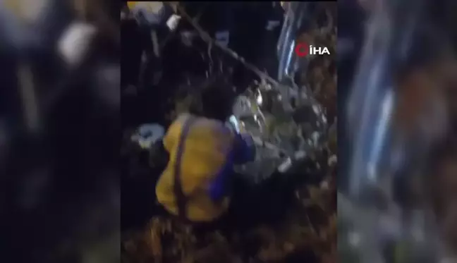 Arhavi'de kahreden ölüm: Karne aldığı gün annesiyle birlikte kazada hayatını kaybetti