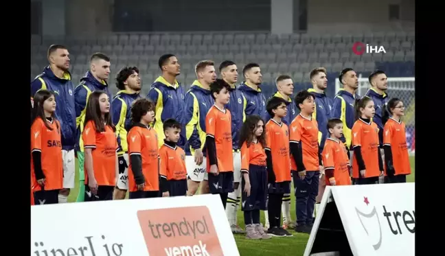 Trendyol Süper Lig: RAMS Başakşehir 0 - Fenerbahçe 0 (İlk yarı)