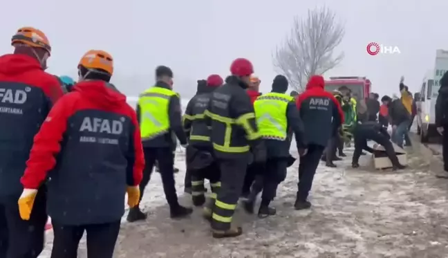 Otobüs kazasında ölü ve yaralıların kimlikleri belli oldu