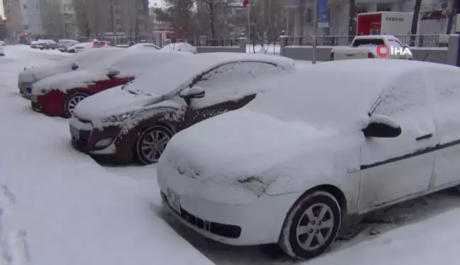 Kars kara teslim oldu: 69 köy yolu ulaşıma kapandı