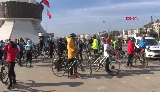 İzmir'de depremde hayatını kaybedenler anısına bisiklet sürüşü düzenlendi