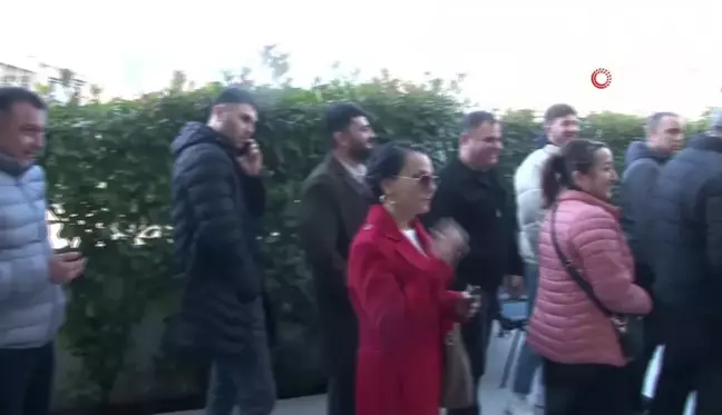 İstanbul'daki Azerbaycanlılar Sandık Başına Gitti