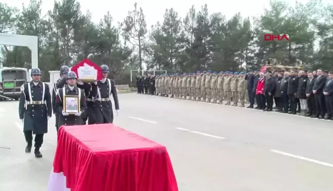 UZMAN ÇAVUŞ TUĞAY'IN NAAŞI, KARAMAN'A GÖNDERİLDİ