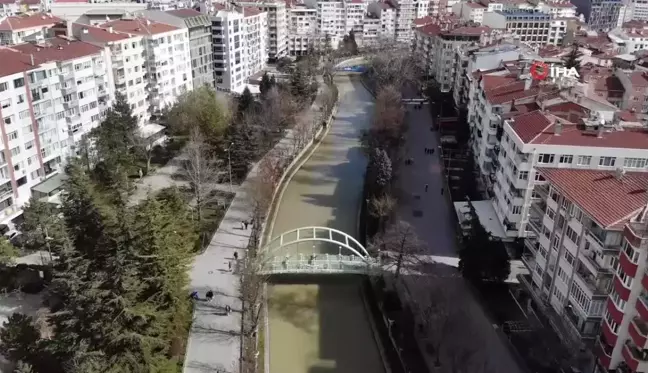 Porsuk Çayı'nın rengi yağışlar sonrası değişti