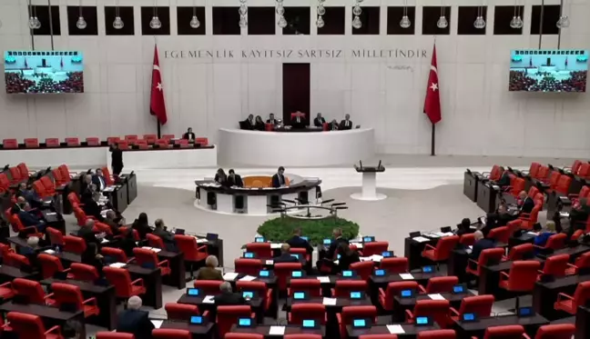 CHP Milletvekili Bekir Başevirgen, Halil Kale Fen Lisesi'nin fay hattı üzerinde olduğunu belirterek yeni yurt talep etti