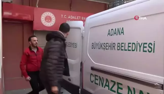 Yangında hayatını kaybeden anne ve iki oğlun cenazesi adli tıptan alındı