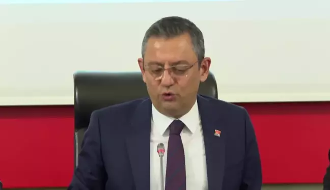 CHP Genel Başkanı Özgür Özel İl Başkanları Toplantısı'na Başkanlık Etti