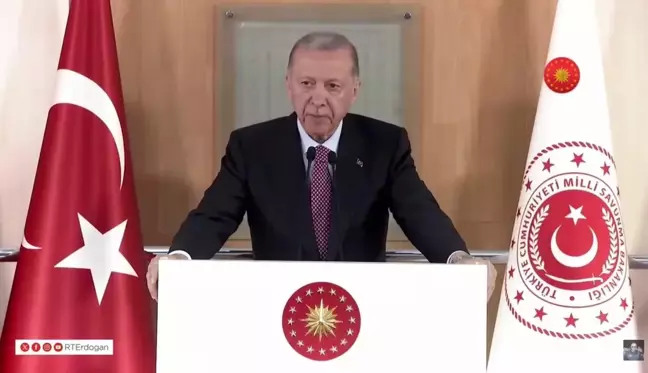 Cumhurbaşkanı Erdoğan: Silahlı İnsansız Hava Araçlarımızla Teröristleri Buluyor ve Başını Kopartıyoruz