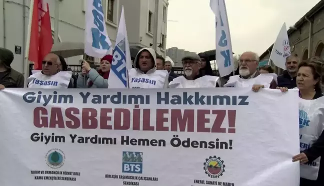 Kamu Emekçileri Giyim Yardımı Hakkı İçin Açıklama Yaptı