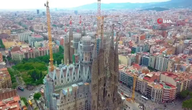 La Sagrada Familia: Mimarı ölünce gizemi 141 yıldır çözülemedi