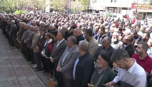 Malatya'da Filistin'de hayatını kaybedenler için gıyabi cenaze namazı kılındı