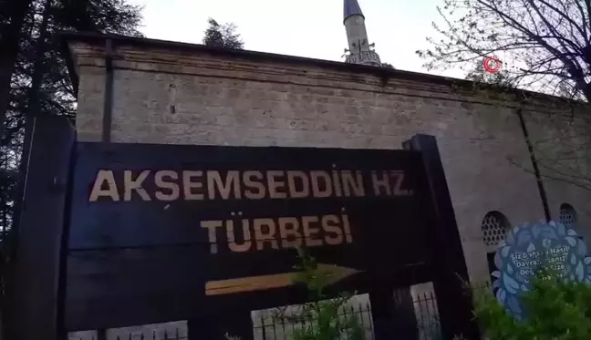 Sakin şehir Göynük'e tatilci akını - Fatih Sultan Mehmed'in hocası Akşemseddin Hz. Türbesi'ne yoğun ilgi