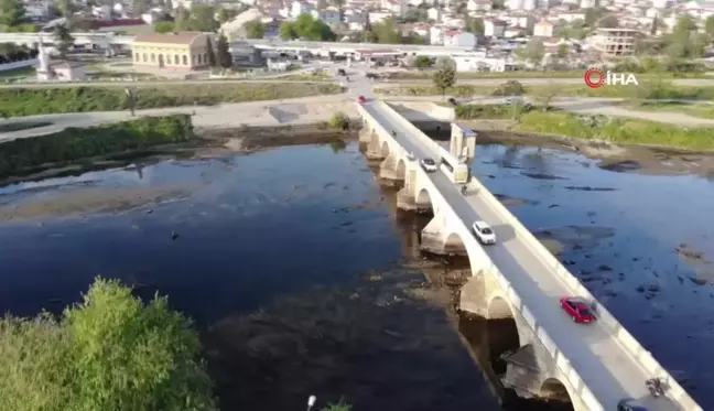 Edirne'de Tunca Nehri Kuruma Noktasına Geldi