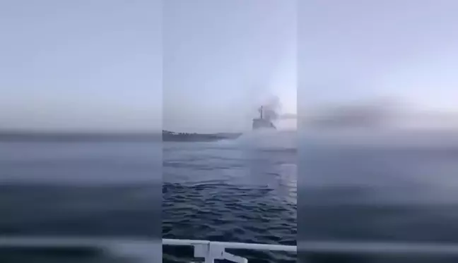 Çanakkale Boğazı'nda bir gemide çıkan yangın söndürüldü