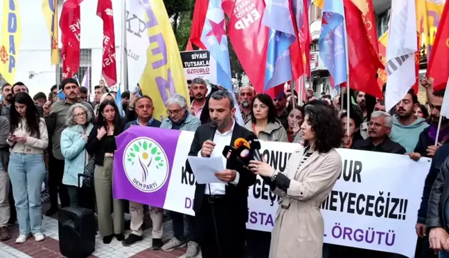 DEM Parti İstanbul İl Örgütü, Kobani Davası'ndaki Cezaları Protesto Etti