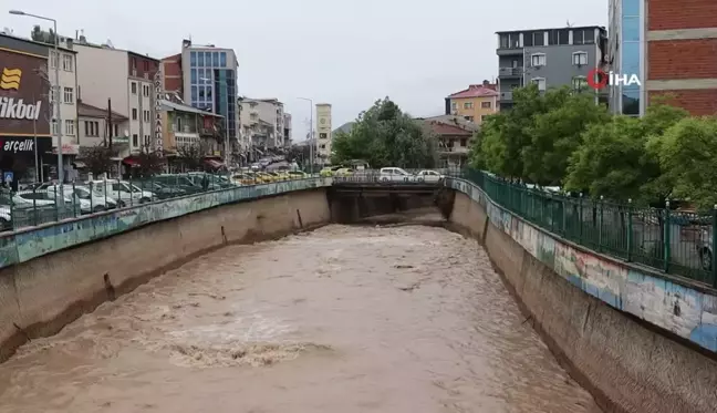 Oltu Çayı'nın debisi yükseldi