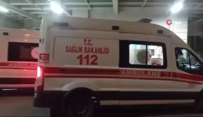 Şirvan'da minibüs şarampole yuvarlandı: 1'i ağır, 3 yaralı