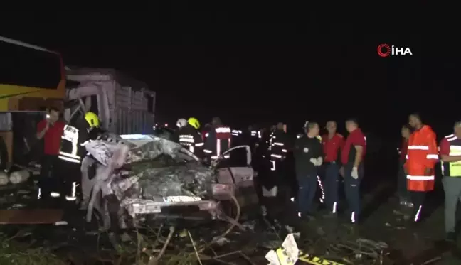 Mersin'de feci kaza: 10 ölü, 30'dan fazla yaralı var