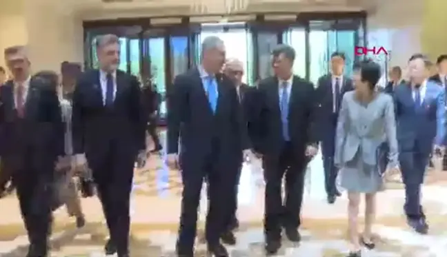 Dışişleri Bakanı Hakan Fidan Uygur Özerk Bölgesi'nde Temaslarda Bulundu