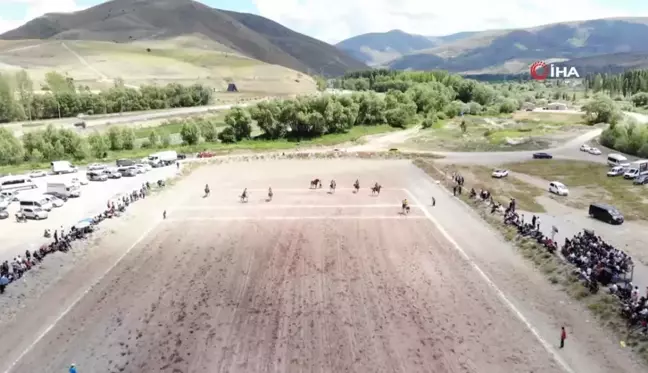 Bayburt'ta 15 Temmuz Demokrasi ve Milli Birlik Günü dolayısıyla cirit düzenlendi