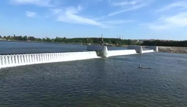 Edirne Valisi: Meriç Nehri'nde su tutulması söz konusu değil