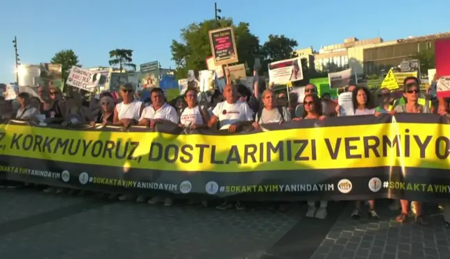 Hayvan Hakları Savunucuları, 'Ötanazi' Öngören Kanun Teklifini Protesto Etti