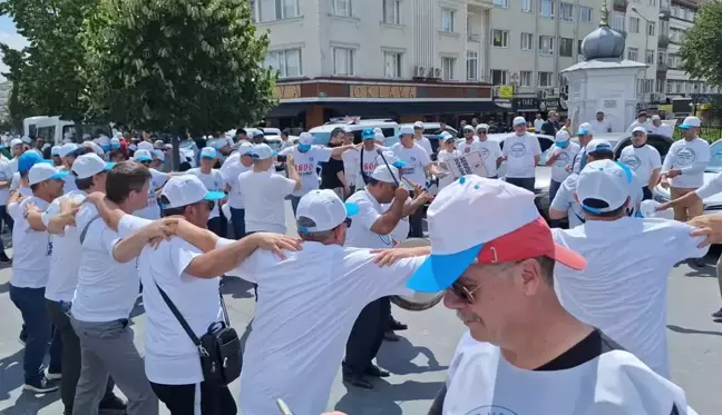 Büro Memur-Sen Üyeleri Ankara'ya Yürüyüş İçin Toplandı