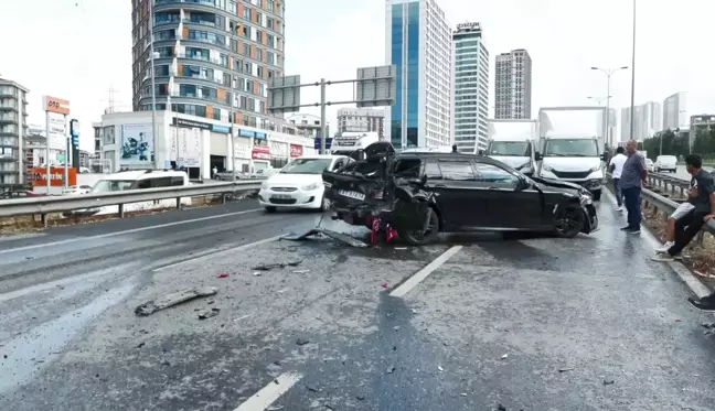 Esenyurt'ta Zincirleme Kaza: 15 Araç Karıştı