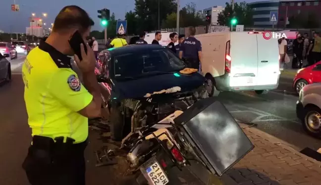 Diyarbakır'da otomobilin çarptığı motokurye hayatını kaybetti