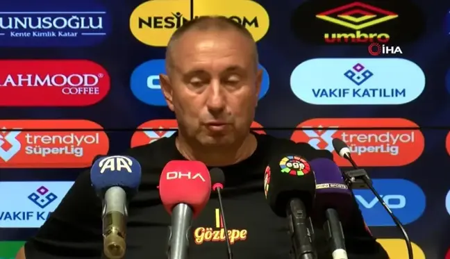 Stanimir Stoilov: 'Sahada futbol savaşı yaşandı'