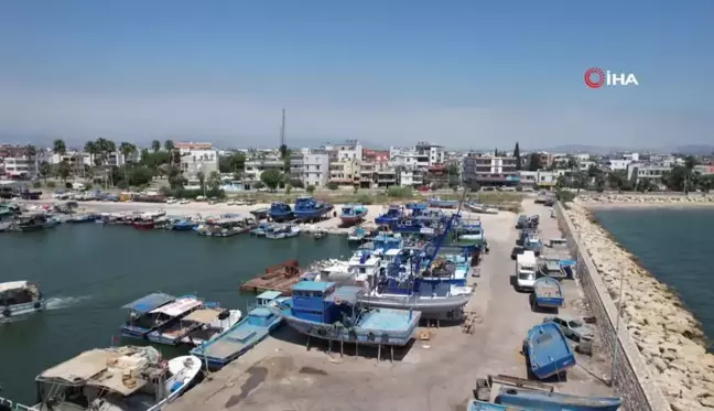 Mersin'de balıkçılar av sezonuna hazırlanıyor