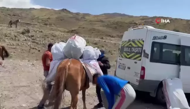 Sivaslı Dağcılar Ağrı Dağı'nda Zirve Tırmanışı Gerçekleştirdi